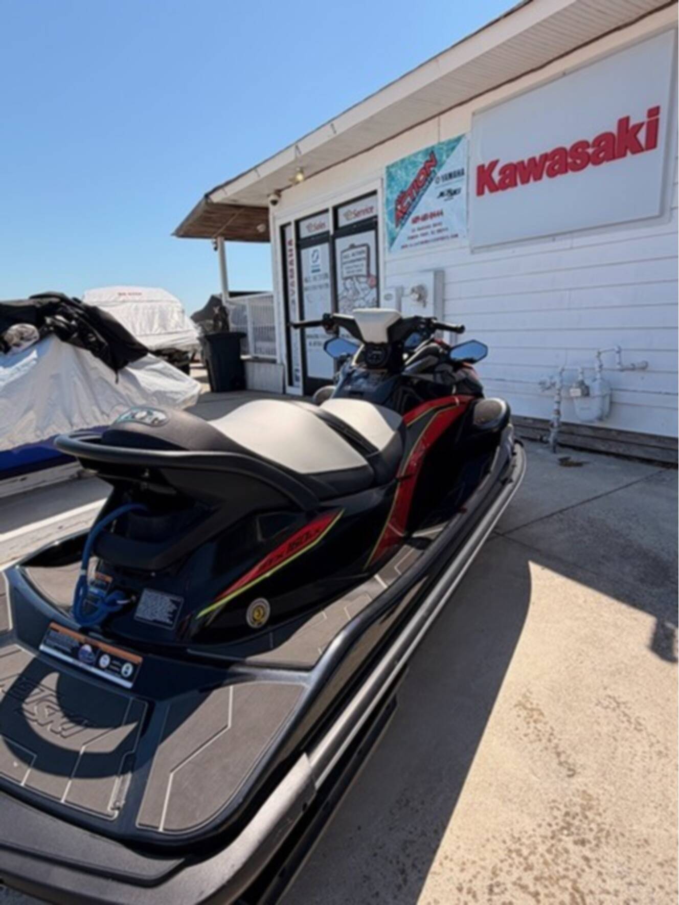 A photo of this 2023 Kawasaki JET SKI STX160LX