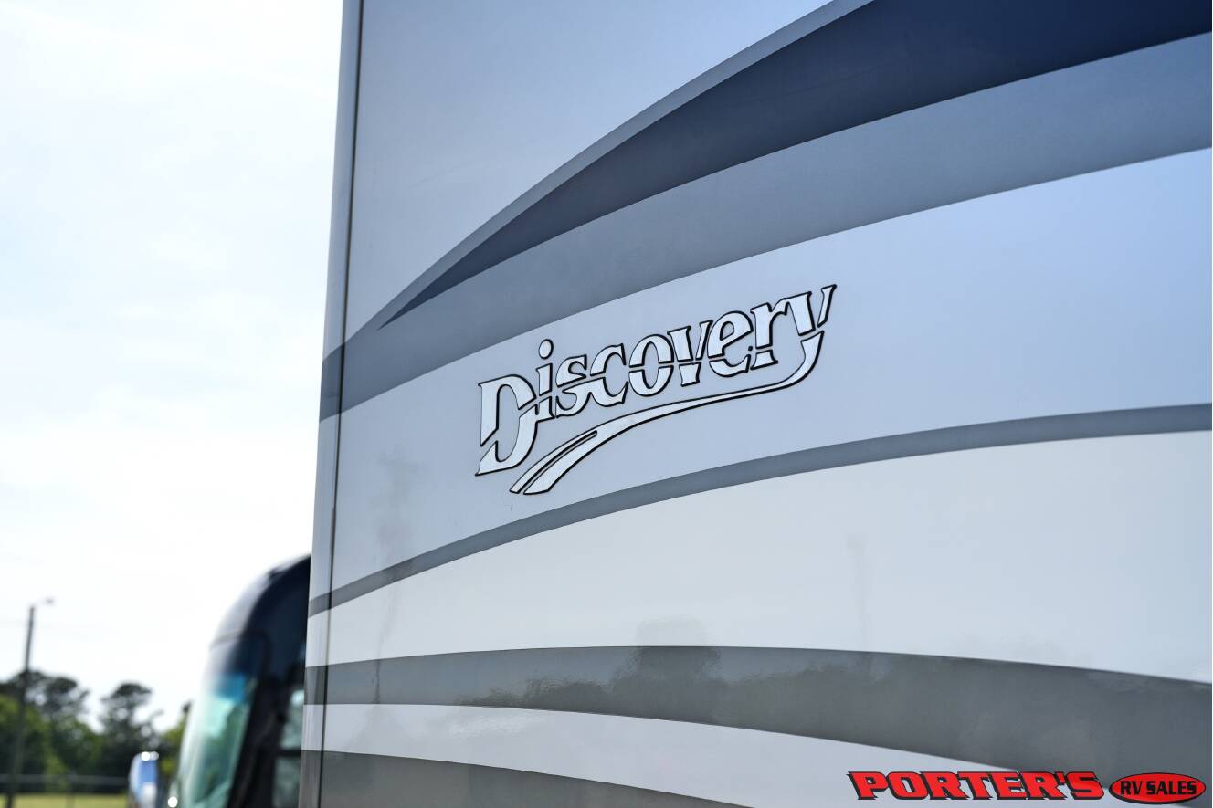 A photo of this 2015 Fleetwood DISCOVERY 40X