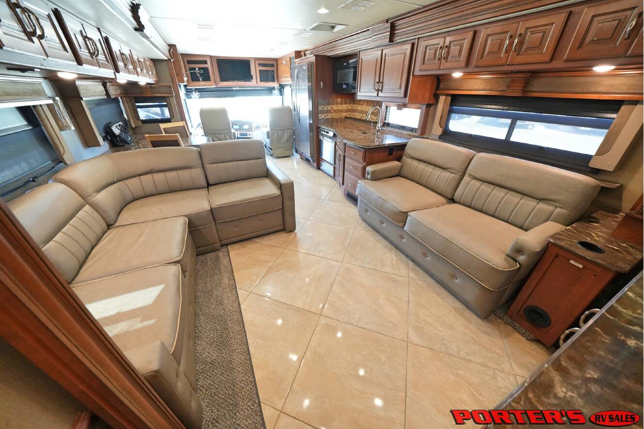 A photo of this 2015 Fleetwood DISCOVERY 40X
