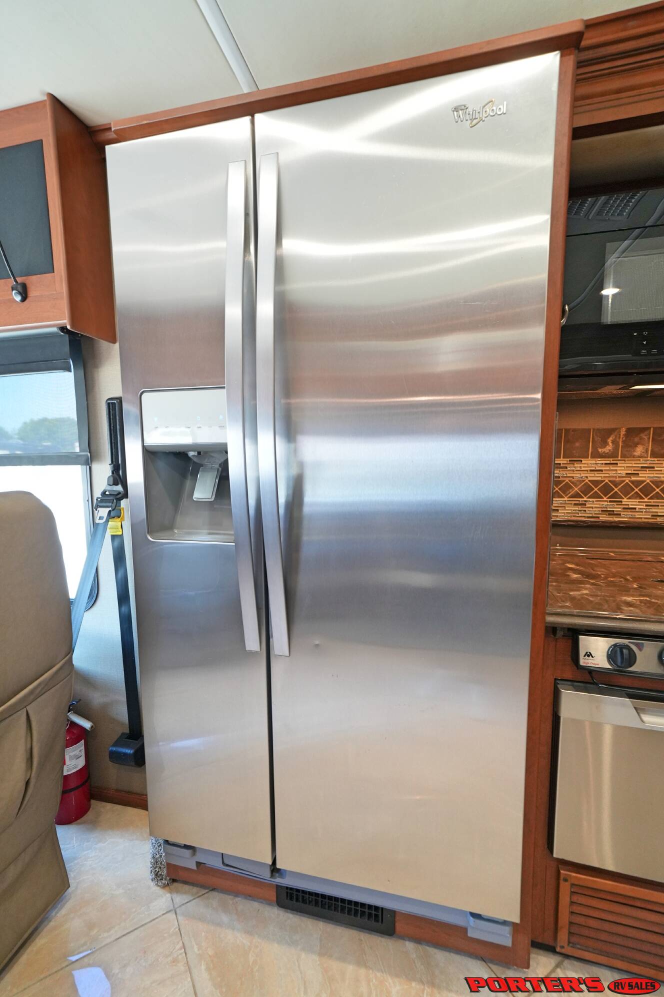 A photo of this 2015 Fleetwood DISCOVERY 40X