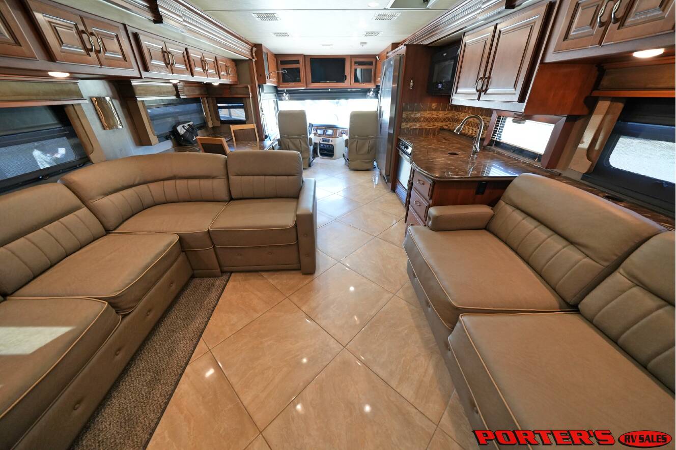 A photo of this 2015 Fleetwood DISCOVERY 40X
