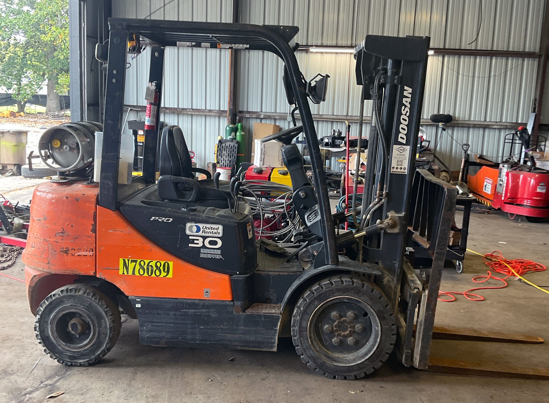 DOOSAN G30E-5 in Houston, TX