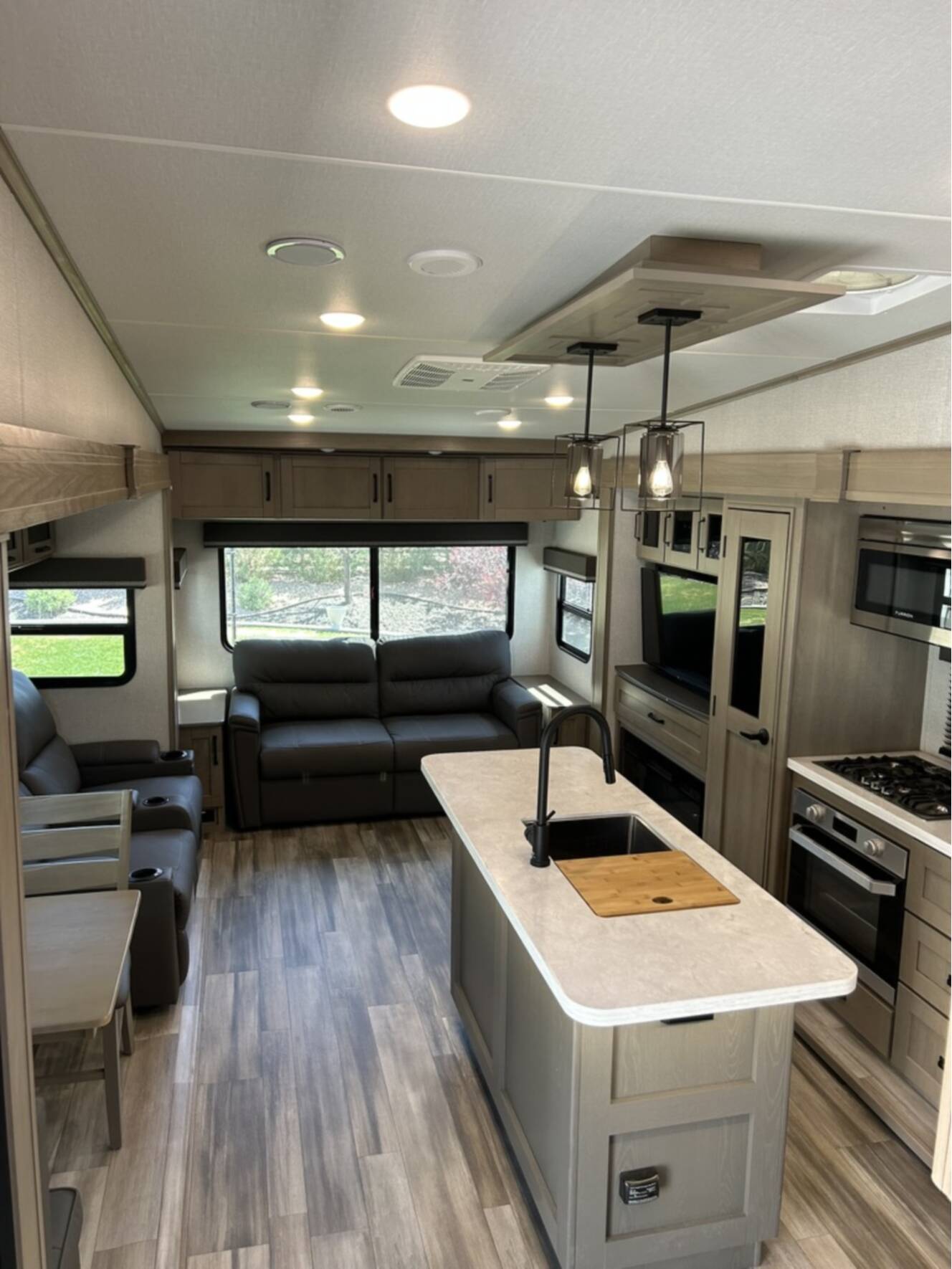 A photo of this 2023 Grand Design REFLECTION 337RLS