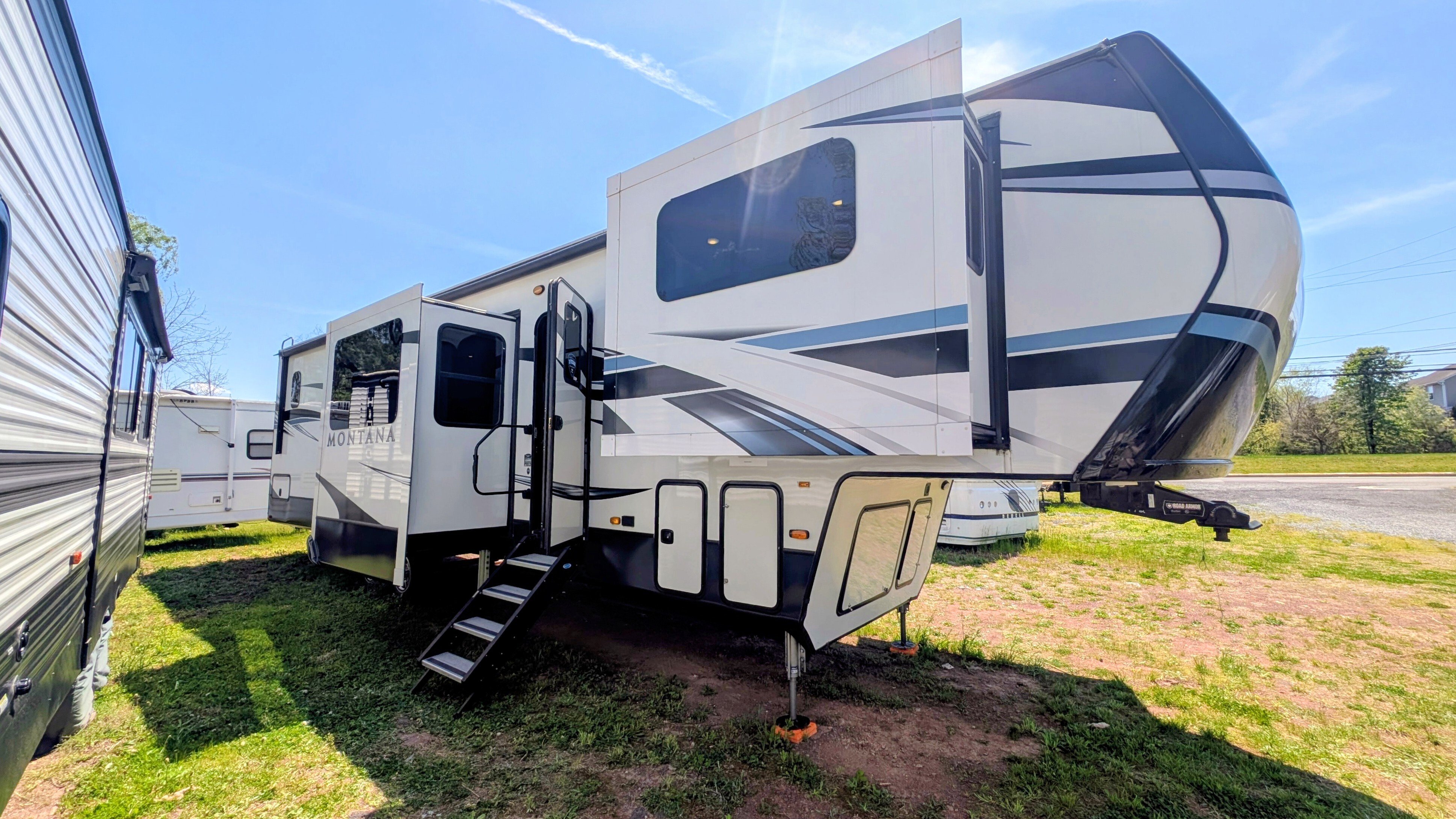 2021 Keystone MONTANA 3763BP RV