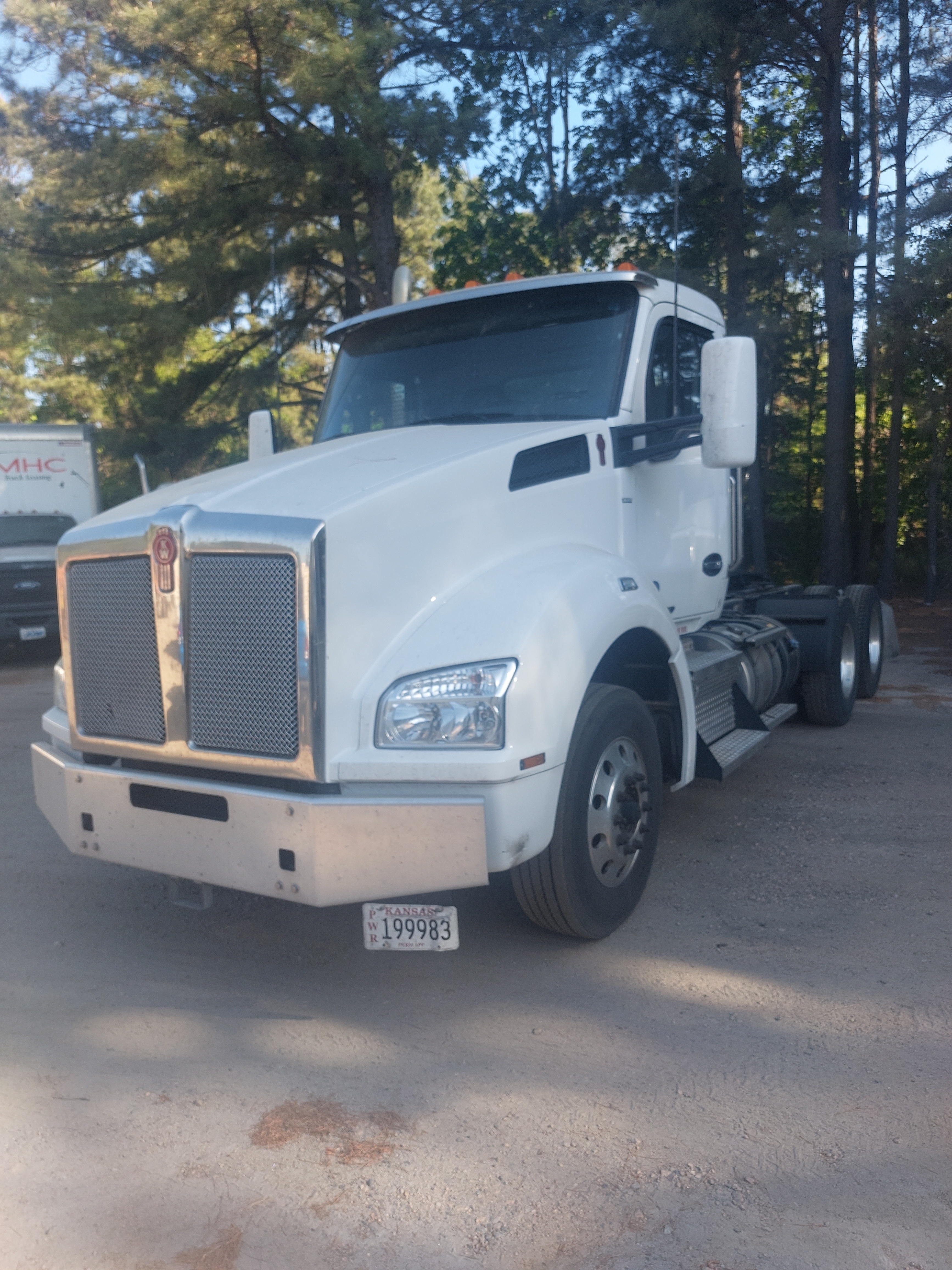 2021 KENWORTH T880 in Leawood, KS