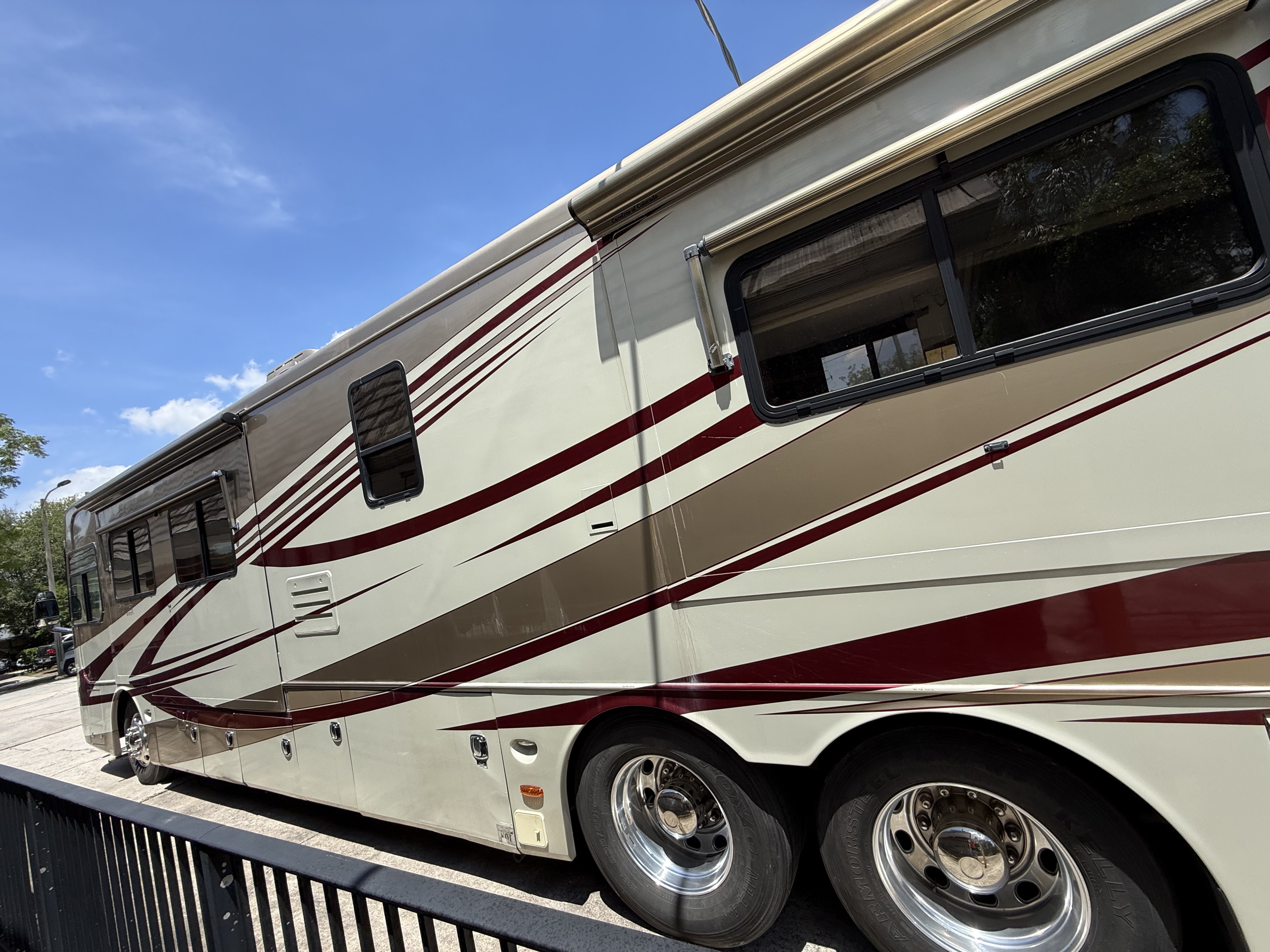 2006 Monaco DYNASTY 42 DIAMOND IV in st FL