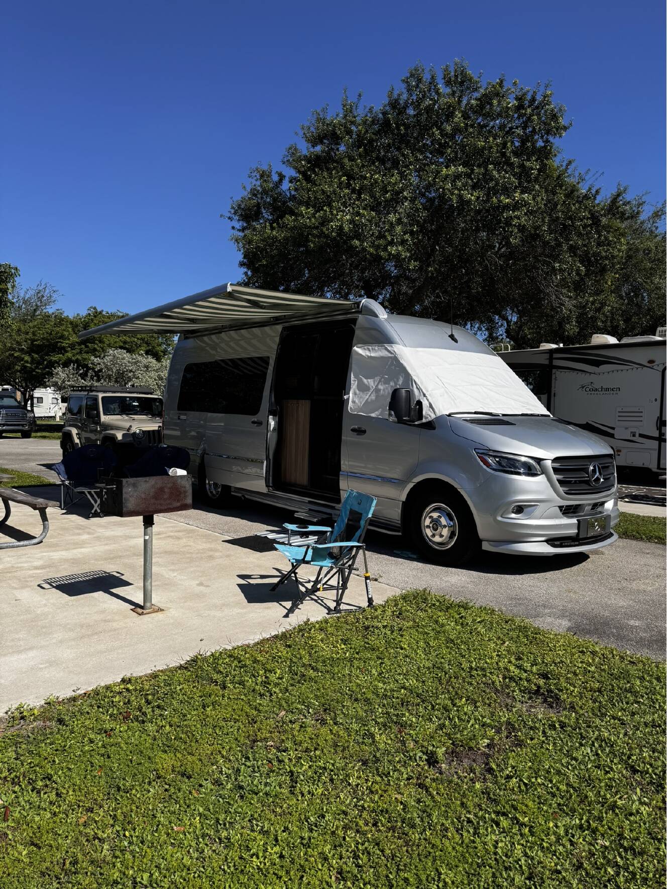 A photo of this 2022 Airstream TOMMY BAHAMA INTERSTATE GRAND TOUR