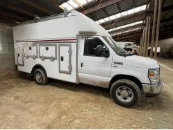 2014 FORD E350