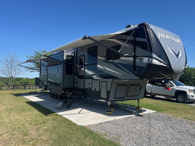 2020 Keystone RAPTOR 415 RV