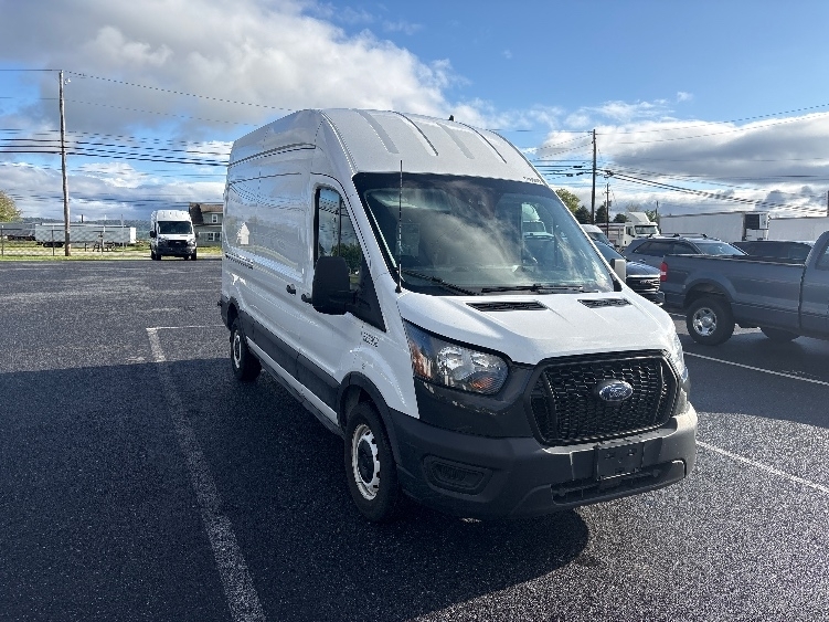 2022 FORD TRANSIT 250 in Harrisburg, PA