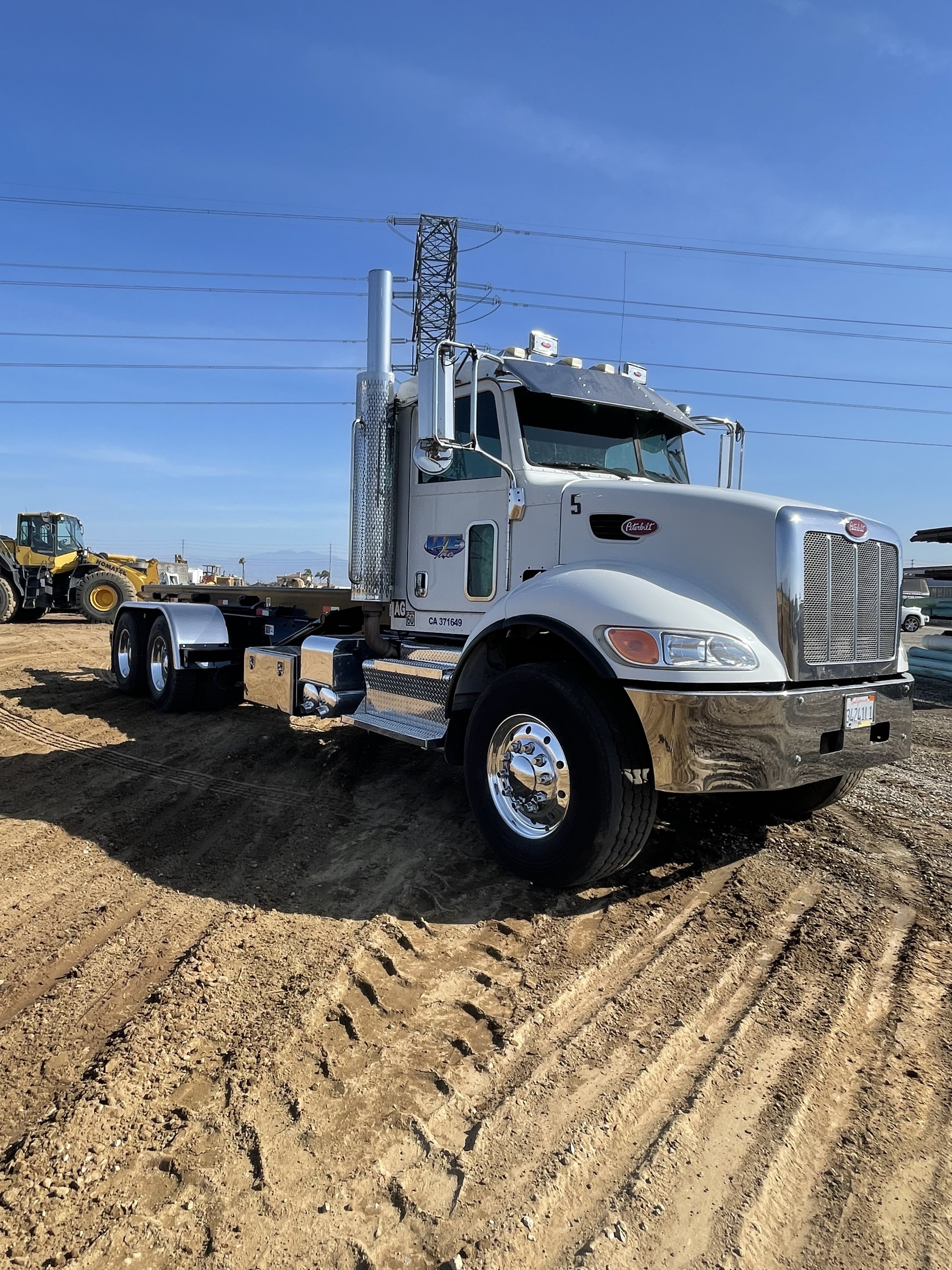2012 PETERBILT 348 in Chino, CA