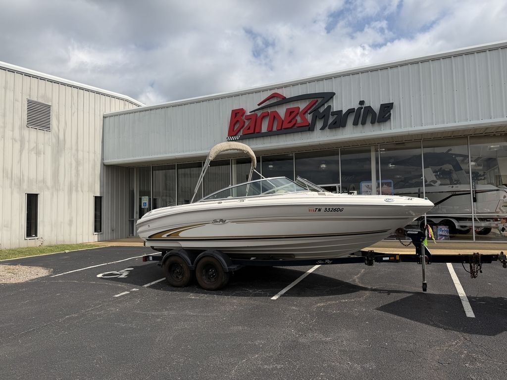 2001 Sea Ray Signature 190 in counce TN