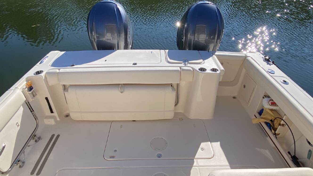 A photo of this 2021 Grady-White Freedom 335