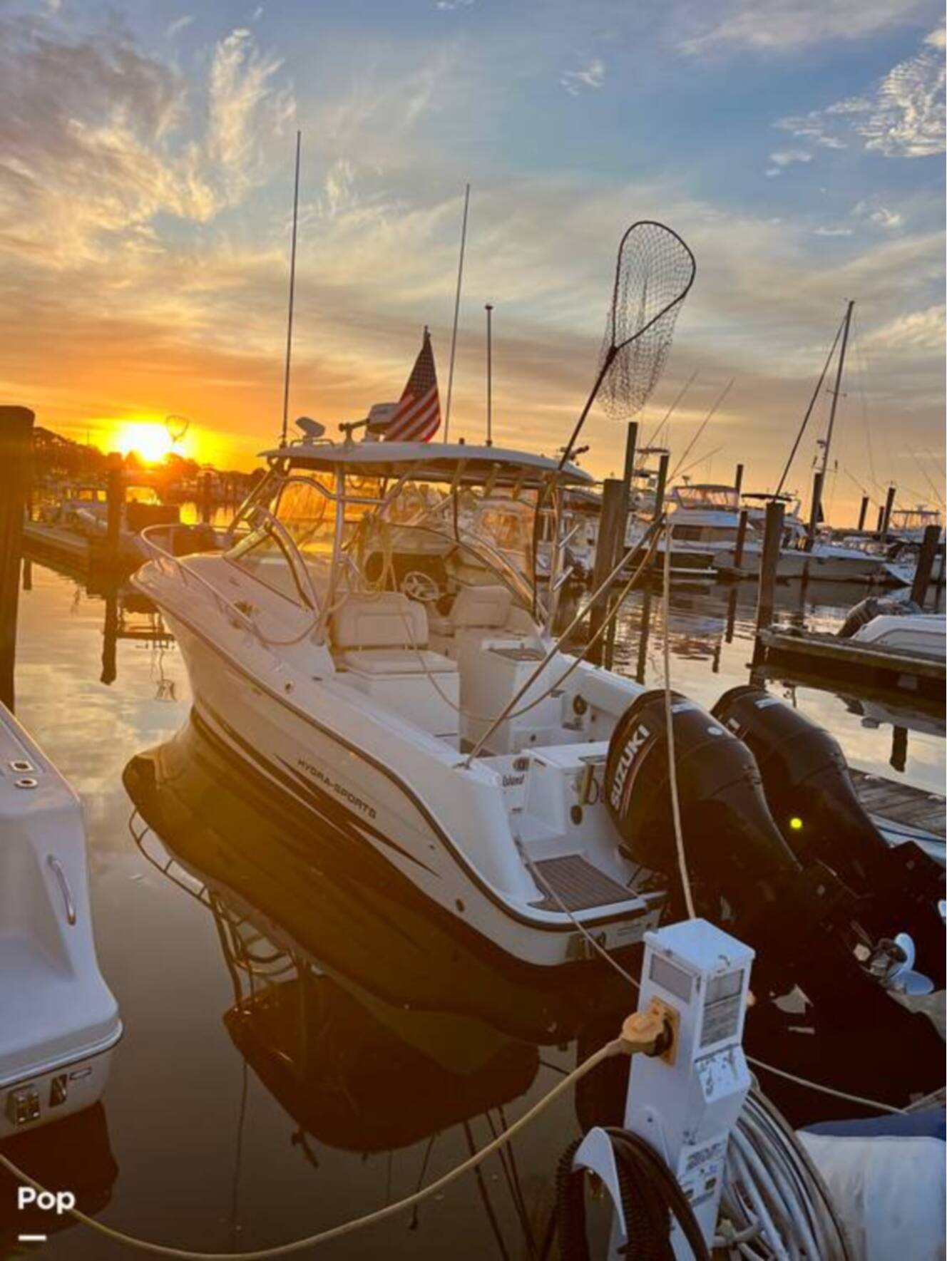 A photo of this 2006 Hydra-Sports Vector 2900 EXP