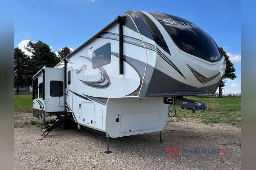 2022 Grand Design Solitude 345GK in sioux falls SD