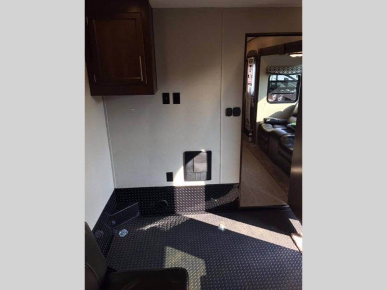 A photo of this 2018 Prime Time Rv Fury 3110