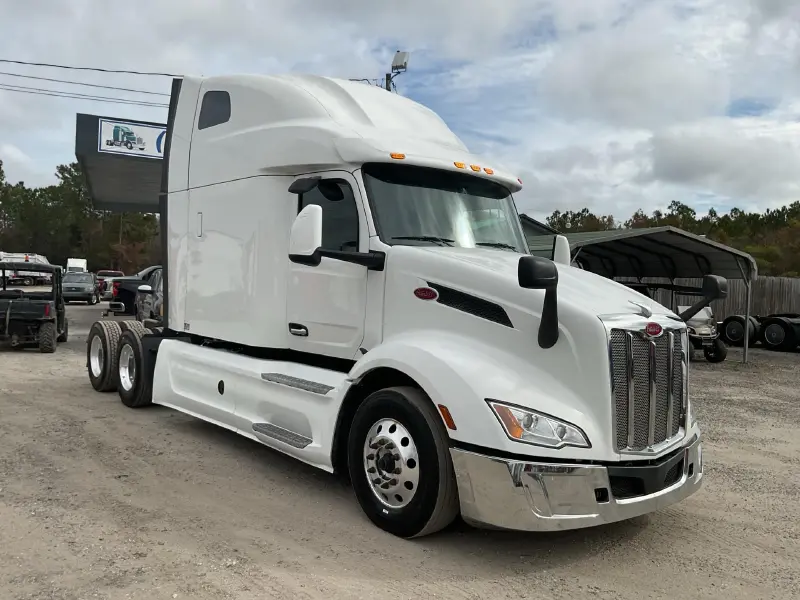 2023 PETERBILT 579