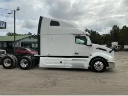 2023 PETERBILT 579