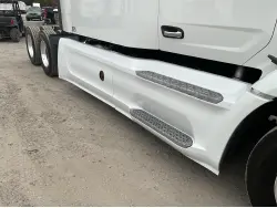 2023 PETERBILT 579