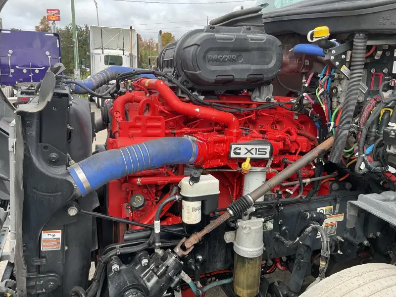 2023 PETERBILT 579