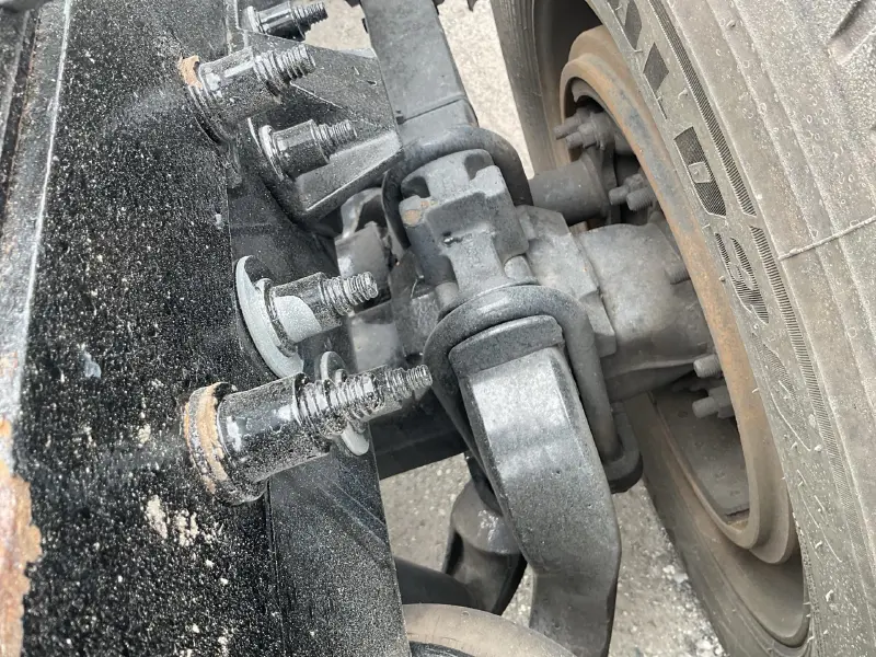 2023 PETERBILT 579
