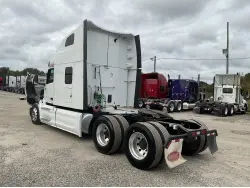2023 PETERBILT 579