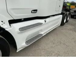 2023 PETERBILT 579