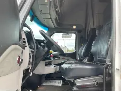 2023 PETERBILT 579