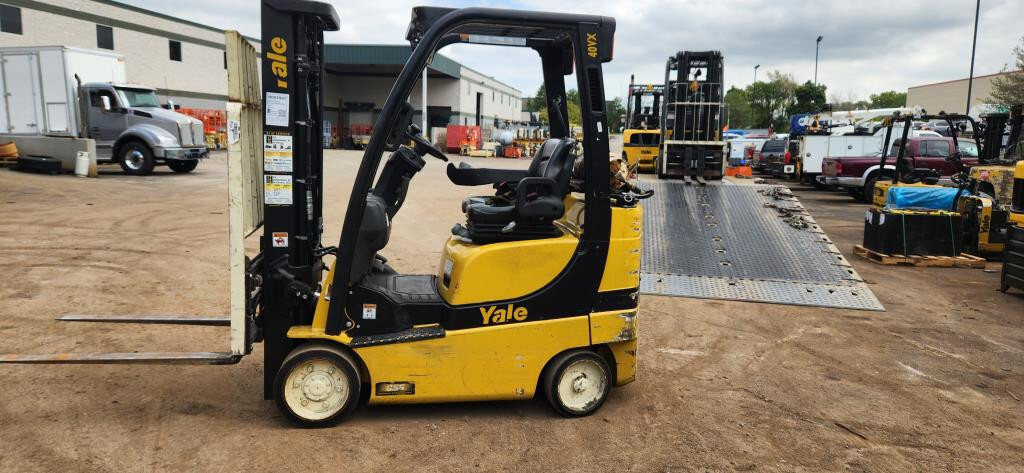 2020 Yale GC040SVX in Menomonee Falls, WI