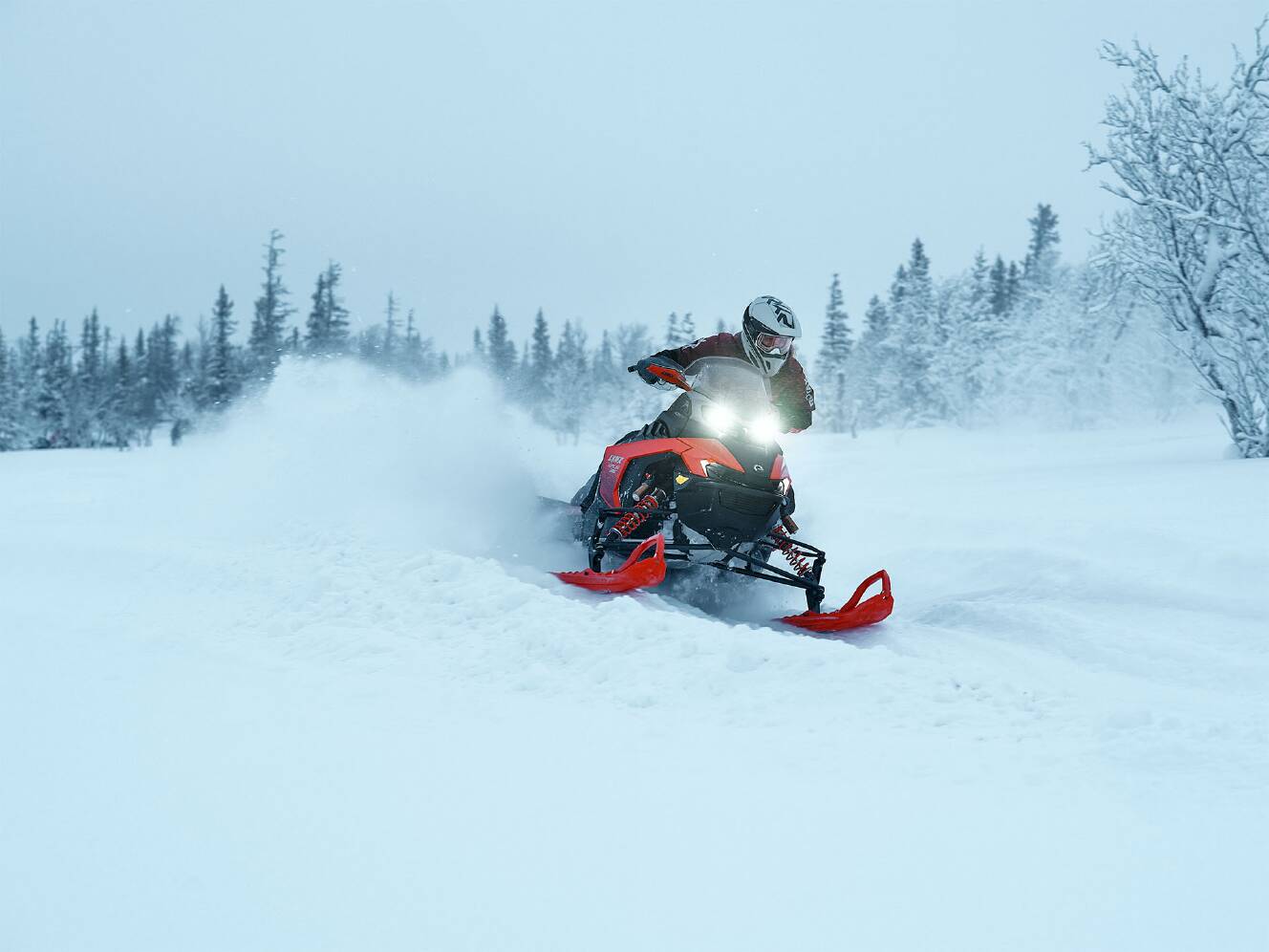 A photo of this 2026 Lynx Rave RE 600R E-TEC Ice Ripper XT 1.5 M.S. / E.S. w/ 10