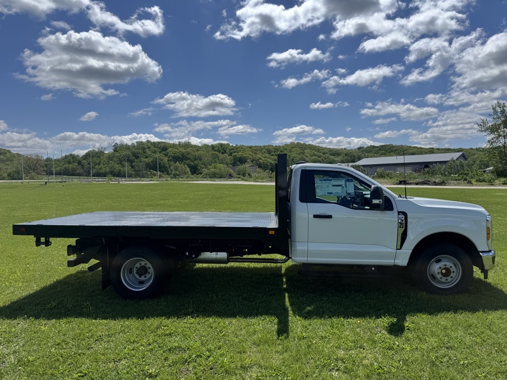 2025 FORD F350 XL in East Peoria, IL
