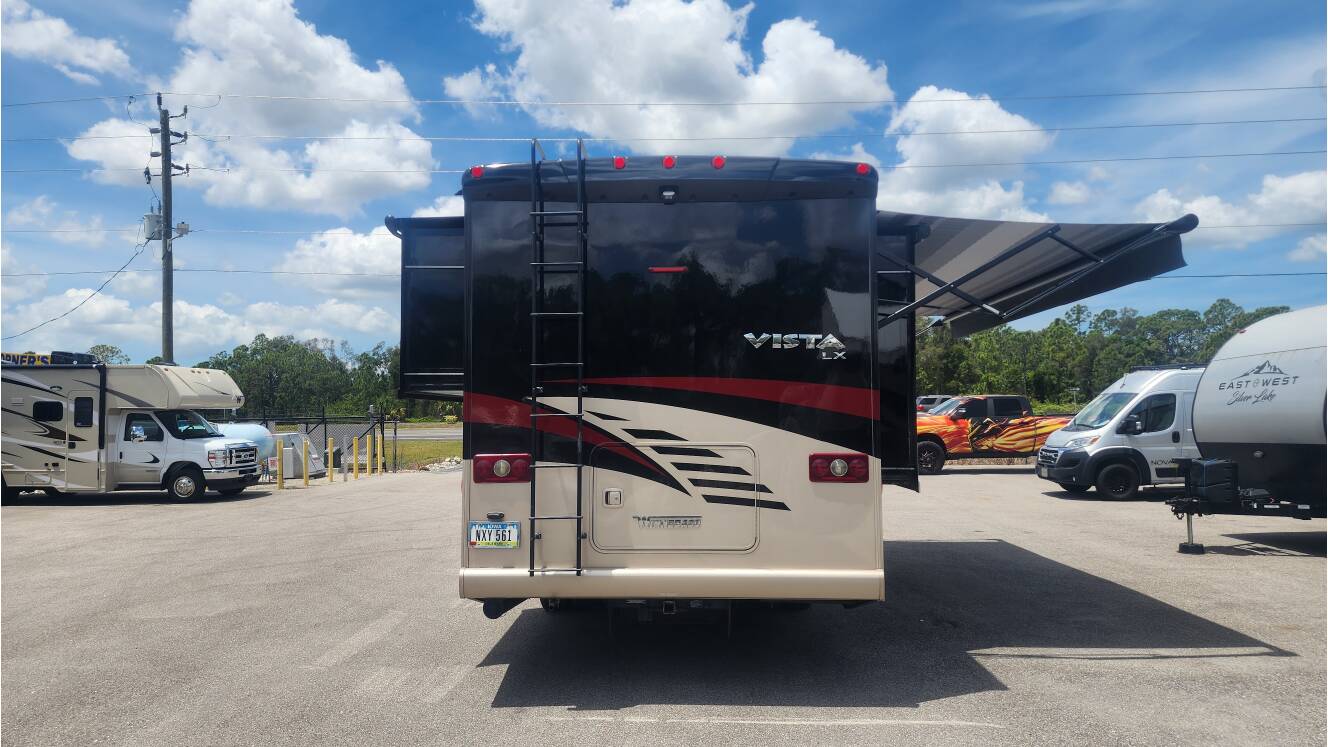 A photo of this 2019 Winnebago VISTA LX 27N