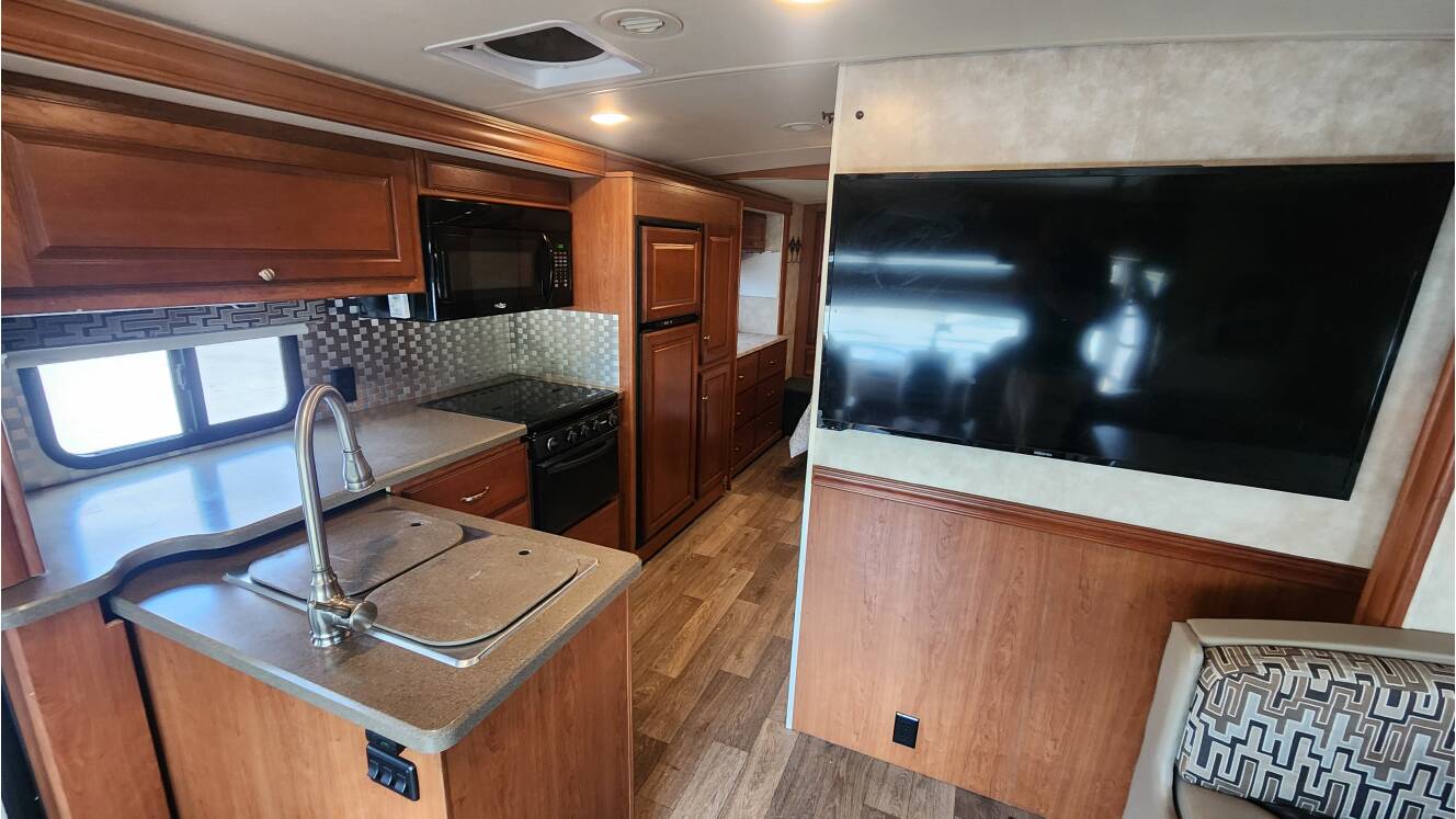 A photo of this 2019 Winnebago VISTA LX 27N