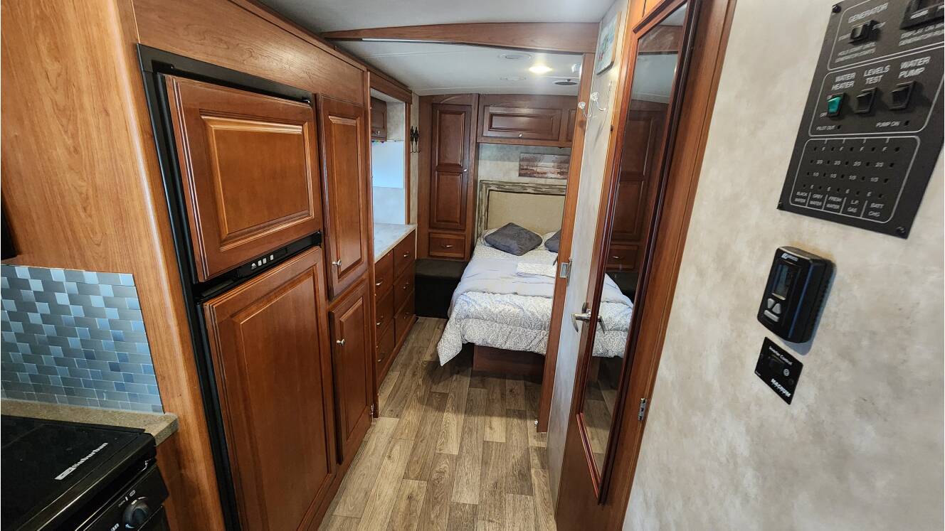 A photo of this 2019 Winnebago VISTA LX 27N