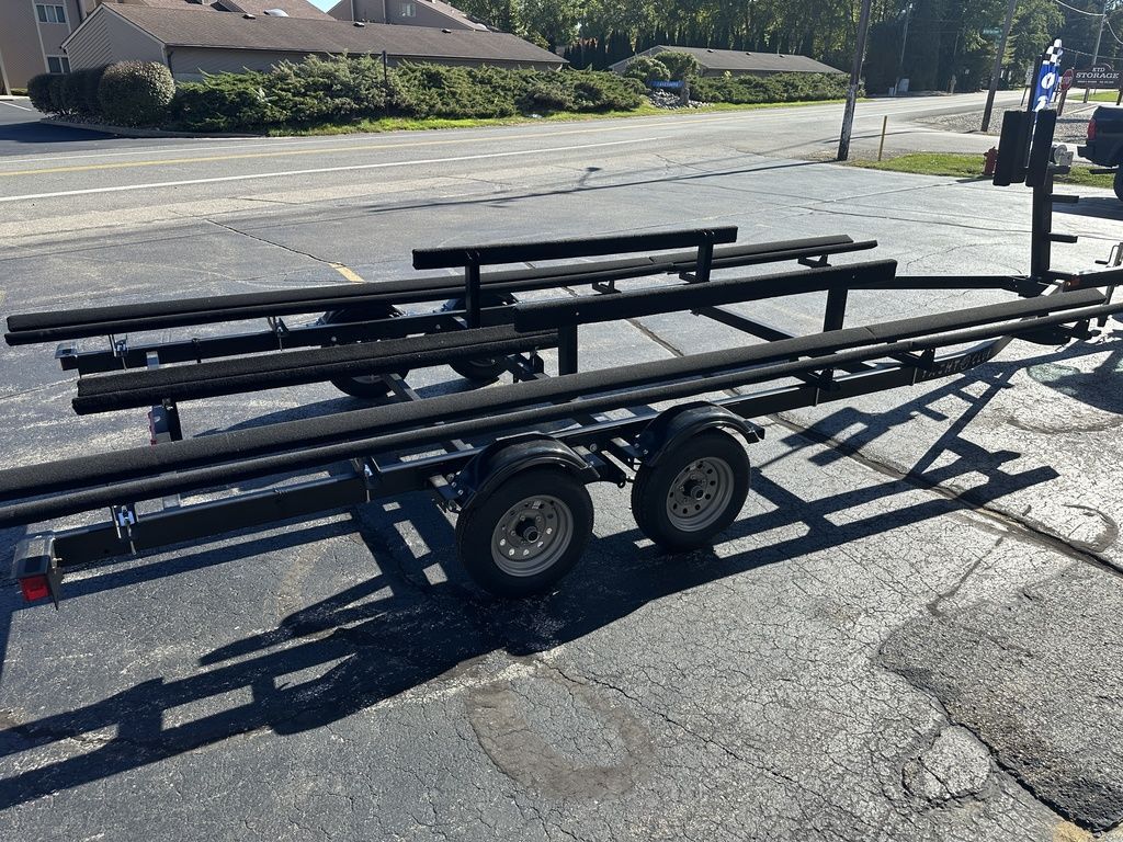 2026 Yacht Club Trailers P2240T-Tritoon in rockford MI