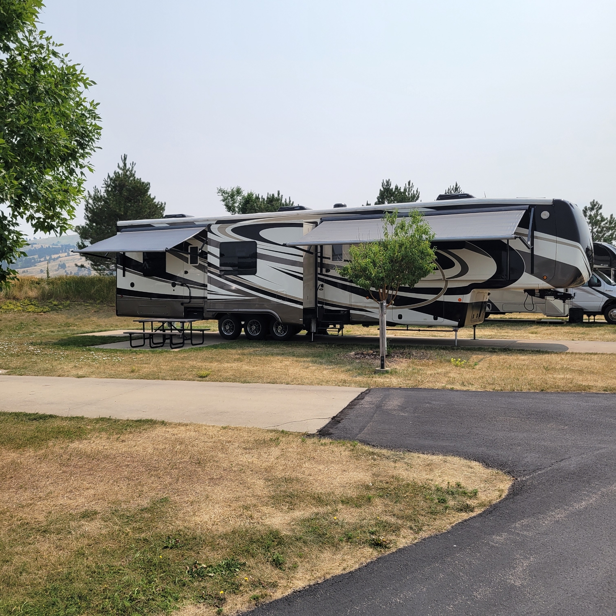 2017 DRV FULLHOUSE LX450 in sturgis SD