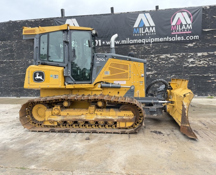 2022 DEERE 700L LGP in Sutherlin, VA