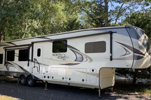 2019 Jayco NORTH POINT 377RLBH in shady side MD