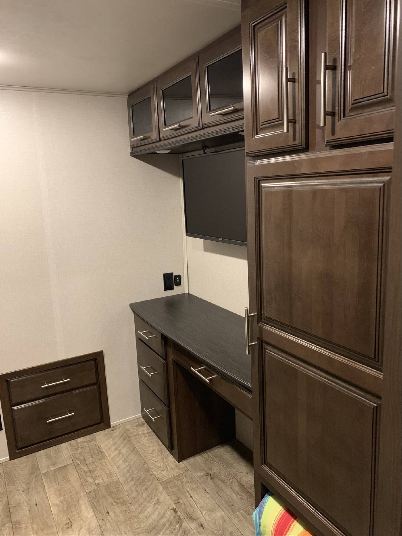 A photo of this 2019 Jayco NORTH POINT 377RLBH