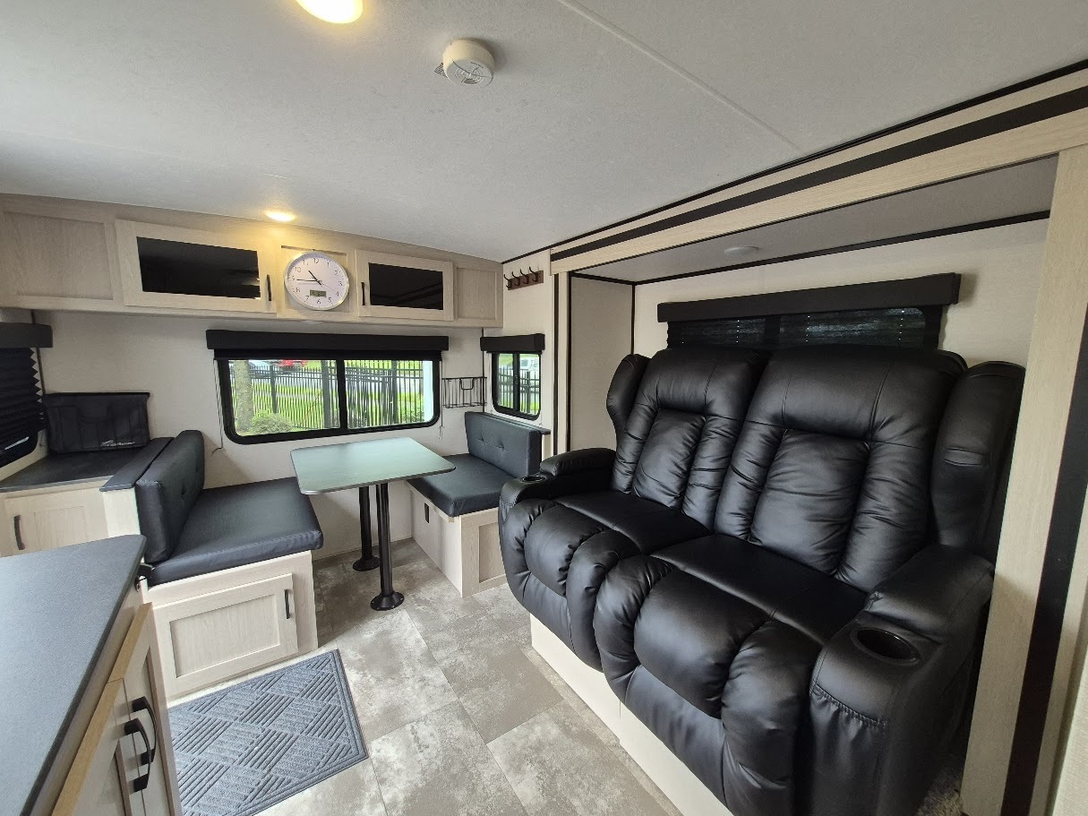 2023 Coachmen APEX NANO 213RDS in eugene OR