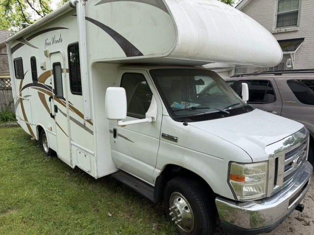 2014 Thor Motor Coach FOUR WINDS 23U RV