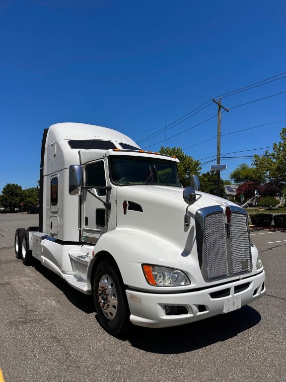 2014 Kenworth T600 in Linden, NJ