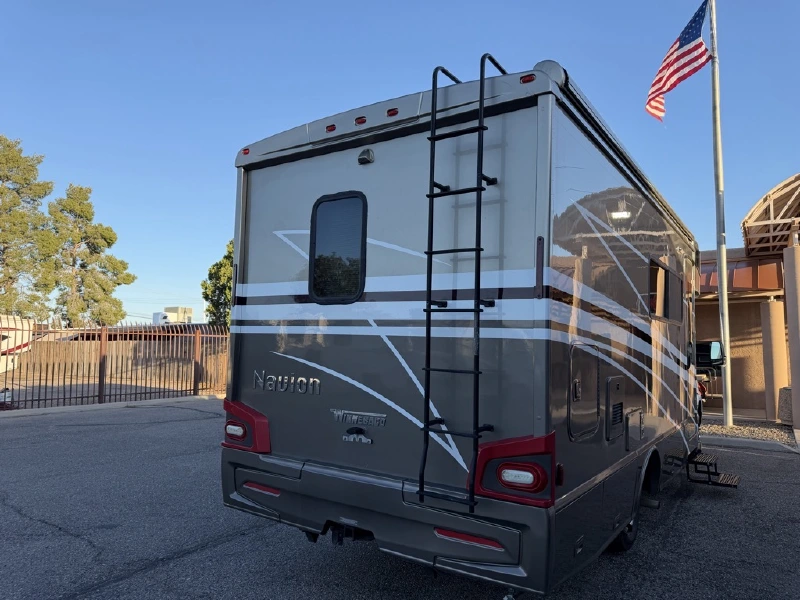 2021 WINNEBAGO NAVION 24D