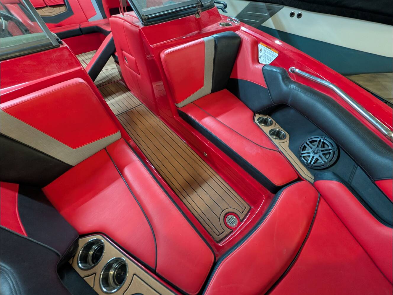 A photo of this 2021 Nautique 230