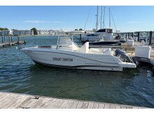 Jeanneau TH33 Preview image
