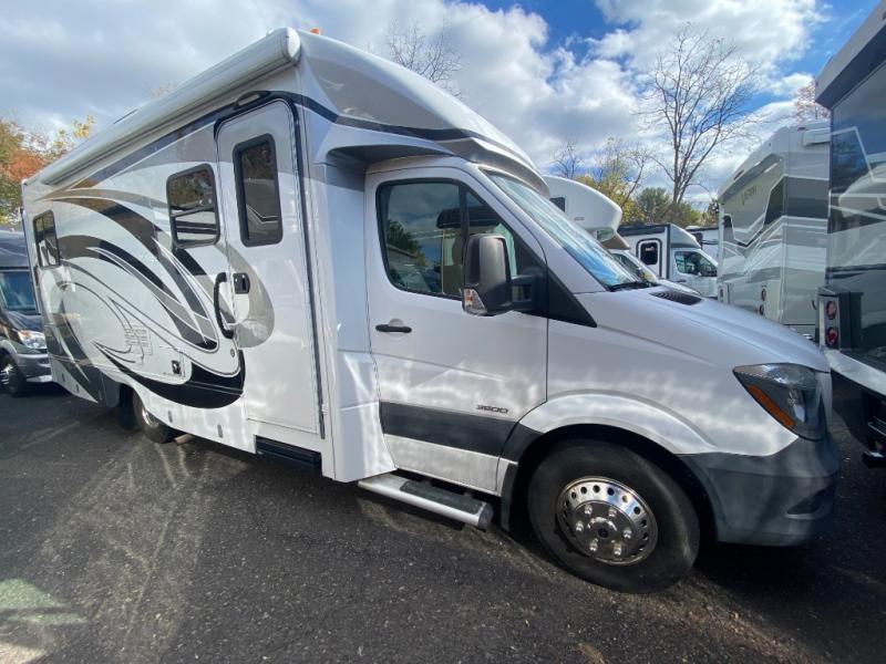 2016 Renegade Villagio 25QRS RV