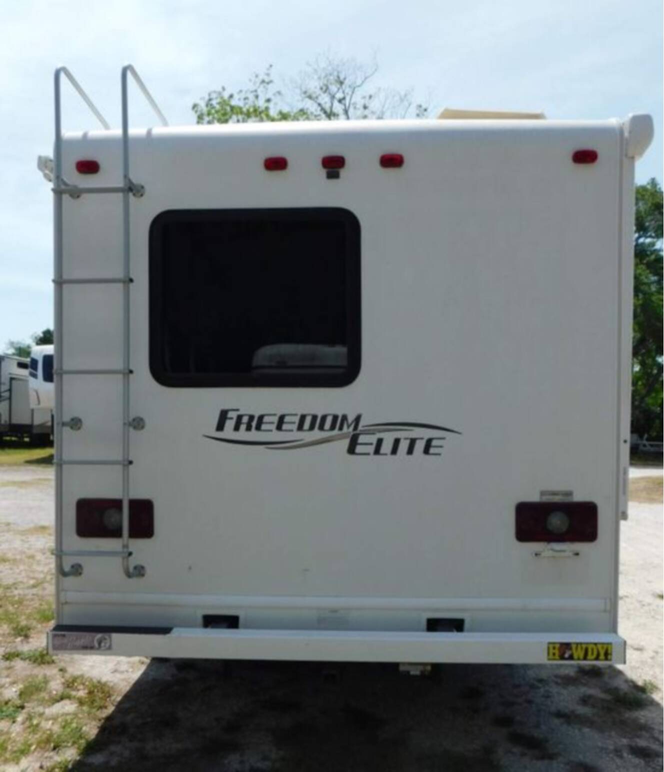 A photo of this 2016 Thor Freedom Elite 22FE