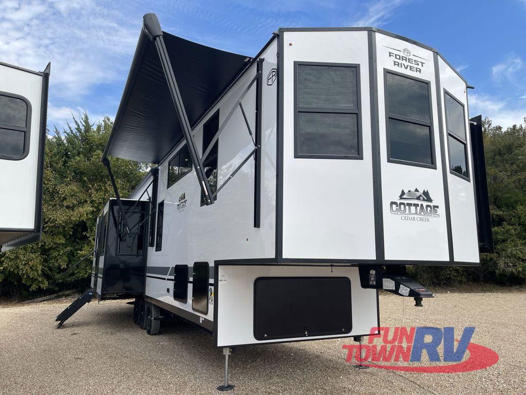 2026 Forest River Rv Cedar Creek Cottage Fifth Wheels 412FWC in texarkana AR