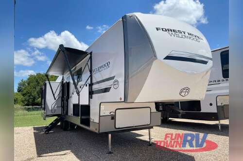 2026 Forest River Rv Wildwood Heritage Glen 380WDR in elkhart IN