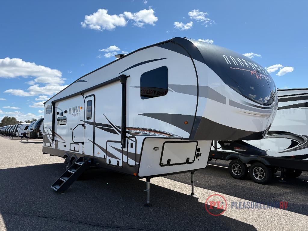 FOREST RIVER ROCKWOOD ULTRA LITE Fifth Wheels for sale in Minnesota